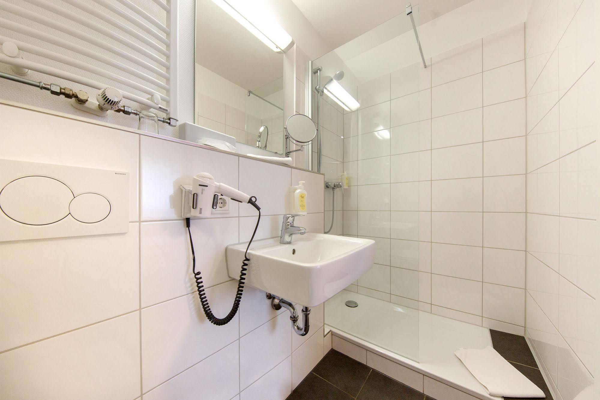 Montana Hotel Moenchengladbach Extérieur photo
